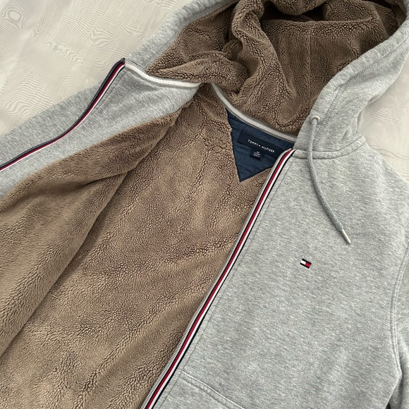 Tommy Hilfiger Hooded Fleece Lined Jacket - Picture 2 of 3